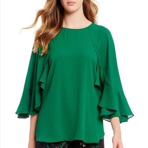 NWOT’s Gibson Latimer ruffle cape sleeve tunic top